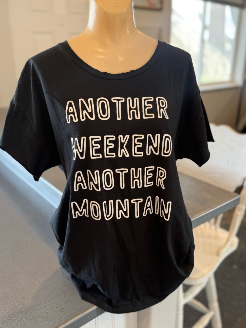 Graphic Black Tee "Another Weekend Another Mountain"